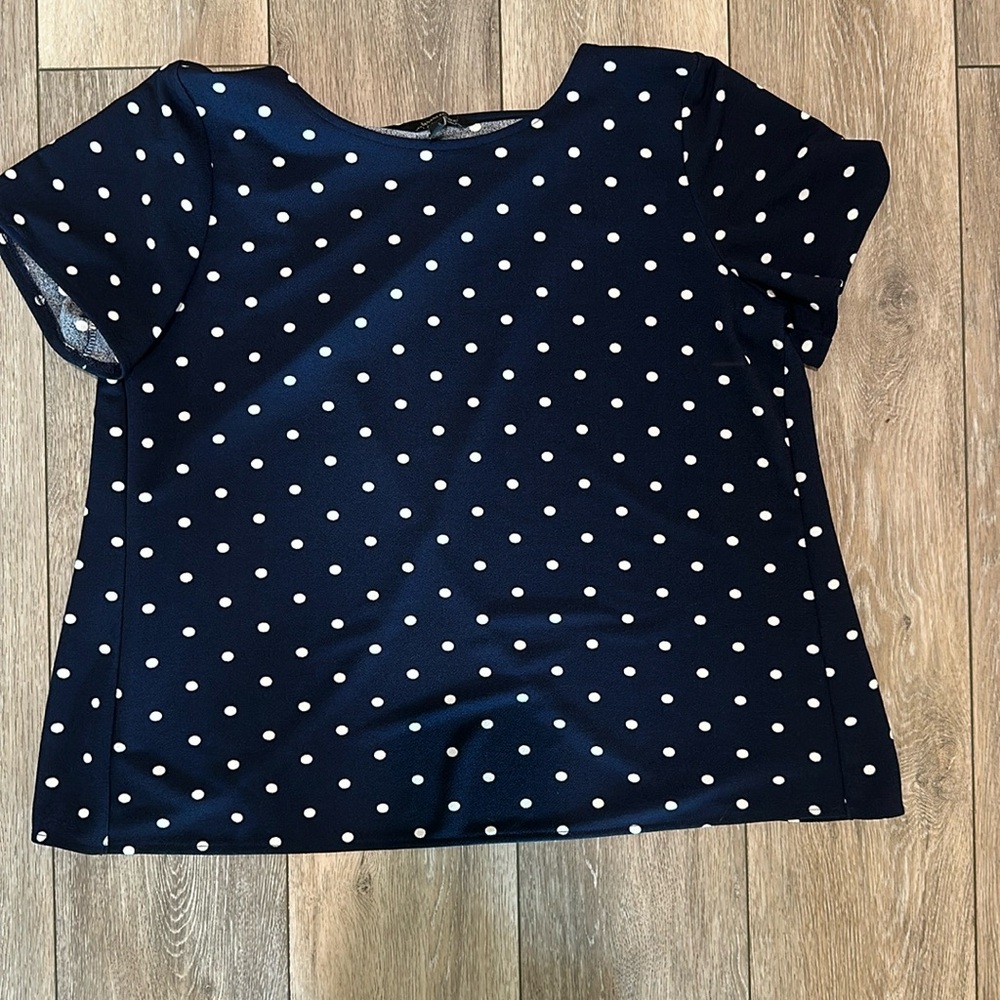 Banana Republic Dot Top